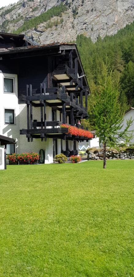 Ferienwohnung Aristella Saas-Almagell Exterior foto